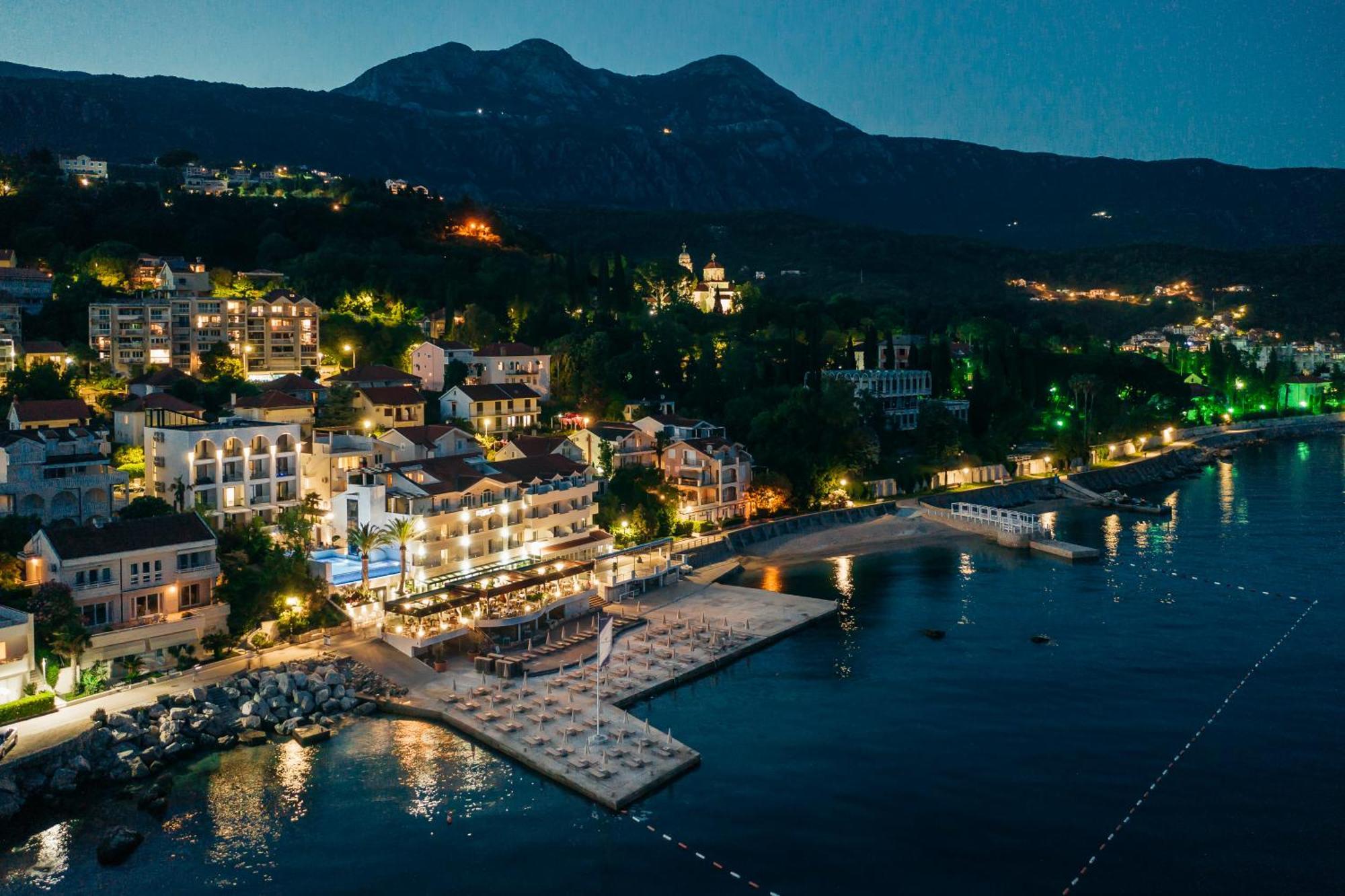 Hotel Perla Herceg Novi Exterior foto
