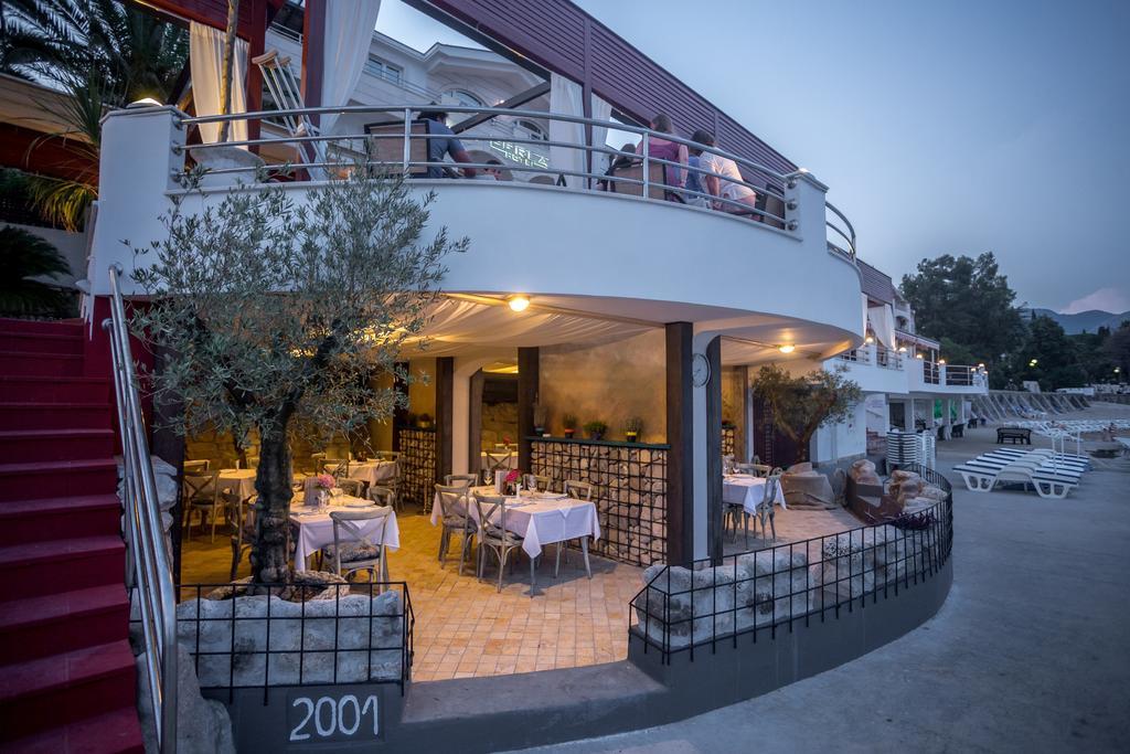 Hotel Perla Herceg Novi Exterior foto